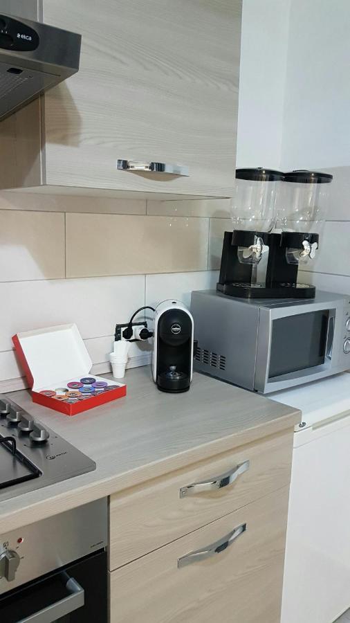 Casa Lucia Bed & Breakfast Наполи Екстериор снимка